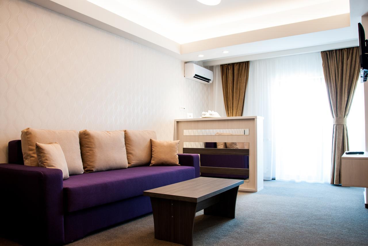 Milano Blue Mamaia Exterior foto
